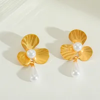 1 Pair Elegant Retro Artistic Irregular Flower 304 Stainless Steel Imitation Pearl Zircon 18K Gold Plated Ear Studs main image 3