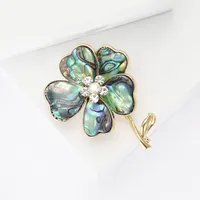 Retro Flower Alloy Inlay Rhinestones Shell Women's Brooches main image 4