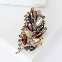 Simple Style Shiny Geometric Alloy Women's Brooches main image 3
