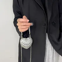 Women's Mini Plastic Metal Heart Shape Streetwear Tassel Heart-shaped Magnetic Buckle Crossbody Bag main image 2