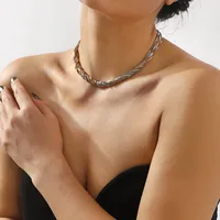 Vintage Style Classic Style Solid Color Iron Plating Women's Layered Necklaces main image 6