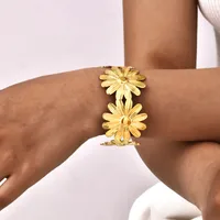 Modern Style Classic Style Chrysanthemum 201 Stainless Steel 18K Gold Plated None Bangle In Bulk main image 8