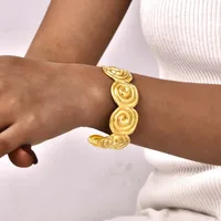 Modern Style Classic Style Chrysanthemum 201 Stainless Steel 18K Gold Plated None Bangle In Bulk main image 6