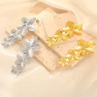 1 Pair Simple Style Flower Plating 304 Stainless Steel Drop Earrings Ear Studs main image 4