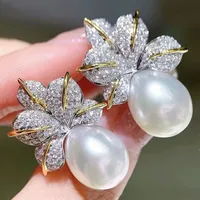 1 Pair Elegant Classic Style Leaf Copper Imitation Pearl Zircon Ear Studs main image 1