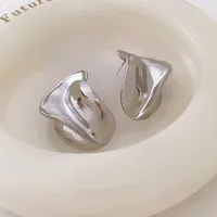1 Pair Retro Classic Style Irregular Solid Color Irregular Plating Alloy Ear Studs sku image 1