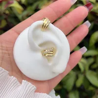 1 Pair Simple Style Classic Style Geometric Inlay Copper Zircon 18K Gold Plated Ear Cuffs main image 6