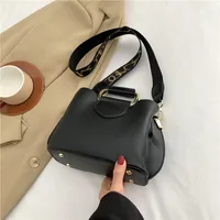 Women's Pu Leather Solid Color Classic Style Streetwear Square Zipper Handbag Crossbody Bag main image 6