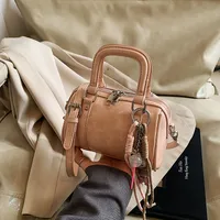 Women's Pu Leather Solid Color Classic Style Streetwear Pillow Shape Zipper Handbag Crossbody Bag sku image 4