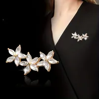 Elegant Flower Alloy Women's Brooches main image 1