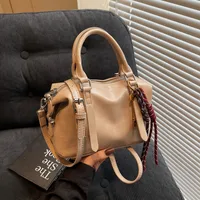 Women's Pu Leather Solid Color Classic Style Streetwear Bucket Zipper Handbag Crossbody Bag sku image 2