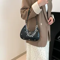 Women's Small Pu Leather Heart Shape Solid Color Streetwear Rivet Pillow Shape Zipper Shoulder Bag main image 3