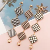 Vacation Simple Style Square Zinc Alloy Jewelry Accessories main image 1