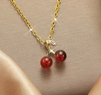 Elegant Four Leaf Clover Heart Shape Butterfly Titanium Steel Copper Plating Zircon Women's Pendant Necklace sku image 13