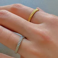 Simple Style Waves Titanium Steel Plating Women's Rings main image 2