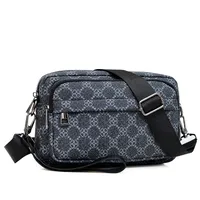 Men's Pu Leather Geometric Vintage Style Sewing Thread Square Zipper Crossbody Bag main image 4