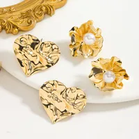 1 Pair Vacation Classic Style Heart Shape Flower Imitation Pearl Alloy Ear Studs main image 4