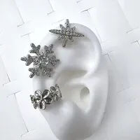 1 Pair/Package Modern Style Simple Style Eight Awn Star Flower Snowflake Polishing Plating Copper Zircon White Gold Plated Ear Cuffs main image 1