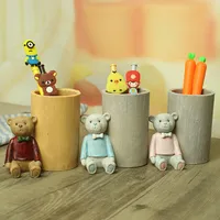 1 Piece Bear Learning Resin Cute Pen Holder main image 3