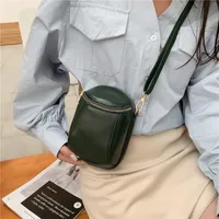 Women's Leather Solid Color Streetwear Sewing Thread Shell Zipper Crossbody Bag main image 2