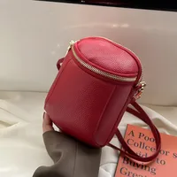 Women's Leather Solid Color Streetwear Sewing Thread Shell Zipper Crossbody Bag sku image 3