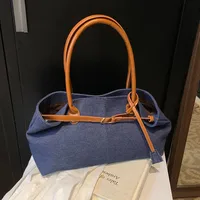 Women's Pu Leather Color Block Streetwear Sewing Thread Square Magnetic Buckle Tote Bag main image 5