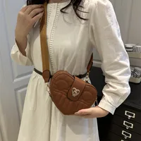 Women's Pu Leather Heart Shape Cute Streetwear Sewing Thread Heart-shaped Zipper Shoulder Bag main image 3