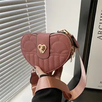 Women's Pu Leather Heart Shape Cute Streetwear Sewing Thread Heart-shaped Zipper Shoulder Bag sku image 1