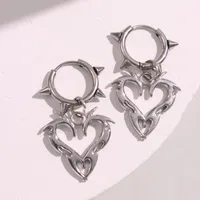 1 Pair Gothic Vintage Style Punk Heart Shape Rivet Alloy Drop Earrings main image 3