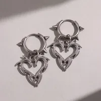 1 Pair Gothic Vintage Style Punk Heart Shape Rivet Alloy Drop Earrings main image 4