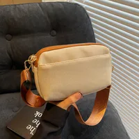 Women's Medium Cloth Solid Color Classic Style Square Zipper Shoulder Bag main image 2