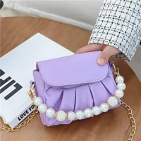 Girl'S Small Pu Leather Solid Color Cute Pearls Square Magnetic Buckle Crossbody Bag main image 4