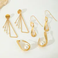 1 Pair Casual Elegant Artistic Irregular Geometric Plating Inlay 304 Stainless Steel Imitation Pearl 18K Gold Plated Drop Earrings Ear Studs main image 3