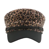 Women's Basic Leopard Leopard Flat Eaves Flat Cap main image 2