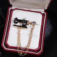 Hip-Hop Streetwear Geometric Animal Crown Alloy Tassel Unisex Brooches sku image 26