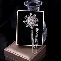 Hip-Hop Streetwear Geometric Animal Crown Alloy Tassel Unisex Brooches sku image 10