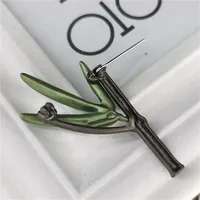 Retro Leaf Alloy Women's Brooches main image 4
