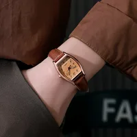Retro Solid Color Buckle Quartz main image 4