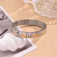Casual Modern Style Artistic Triangle Heart Shape Simple 304 Stainless Steel Handmade Polishing Plating 18K Gold Plated Women's Bracelets main image 4