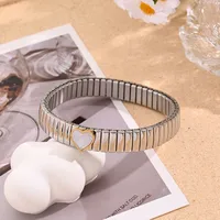 Casual Modern Style Artistic Pentagram Heart Shape Simple 304 Stainless Steel Handmade Polishing Plating Rhinestones Shell 18K Gold Plated Women's Bracelets main image 6