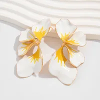 1 Pair Sweet Flower Plating Alloy Ear Studs main image 3