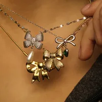 Retro Classic Style Heart Shape Bow Knot 304 Stainless Steel Plating Zircon 18K Gold Plated Unisex Pendant Necklace main image 2