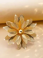 1 Pair Elegant Vintage Style Flower Pleated Iron Drop Earrings main image 4
