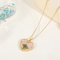 Casual Elegant Heart Shape Flower 304 Stainless Steel Plating Inlay Dried Flower 18K Gold Plated Women's Pendant Necklace sku image 9