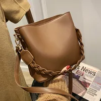 Women's PU Solid Color Elegant Basic Square Zipper Crossbody Bag main image 2