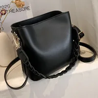 Women's PU Solid Color Elegant Basic Square Zipper Crossbody Bag main image 5
