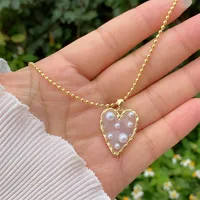 Retro Classic Style Heart Shape Copper Inlay Zircon 18K Gold Plated Women's Pendant Necklace sku image 2