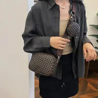 Women's Pu Leather Four Leaf Clover Streetwear Square Zipper Square Bag main image 2