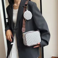 Women's Pu Leather Four Leaf Clover Streetwear Square Zipper Square Bag main image 3