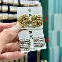1 Pair/Package Casual Modern Style Simple Style Round Heart Shape Flower Polishing Inlay Copper Acrylic Pearl Zircon 18K Gold Plated White Gold Plated Ear Studs sku image 2